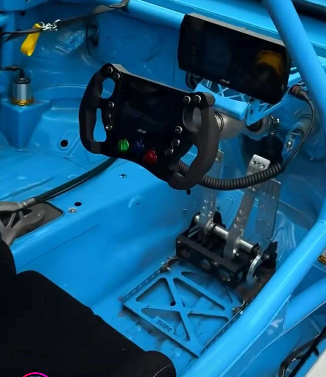 Adjustable Peddle Box Mounting Kit Golf MK7 - Image 4